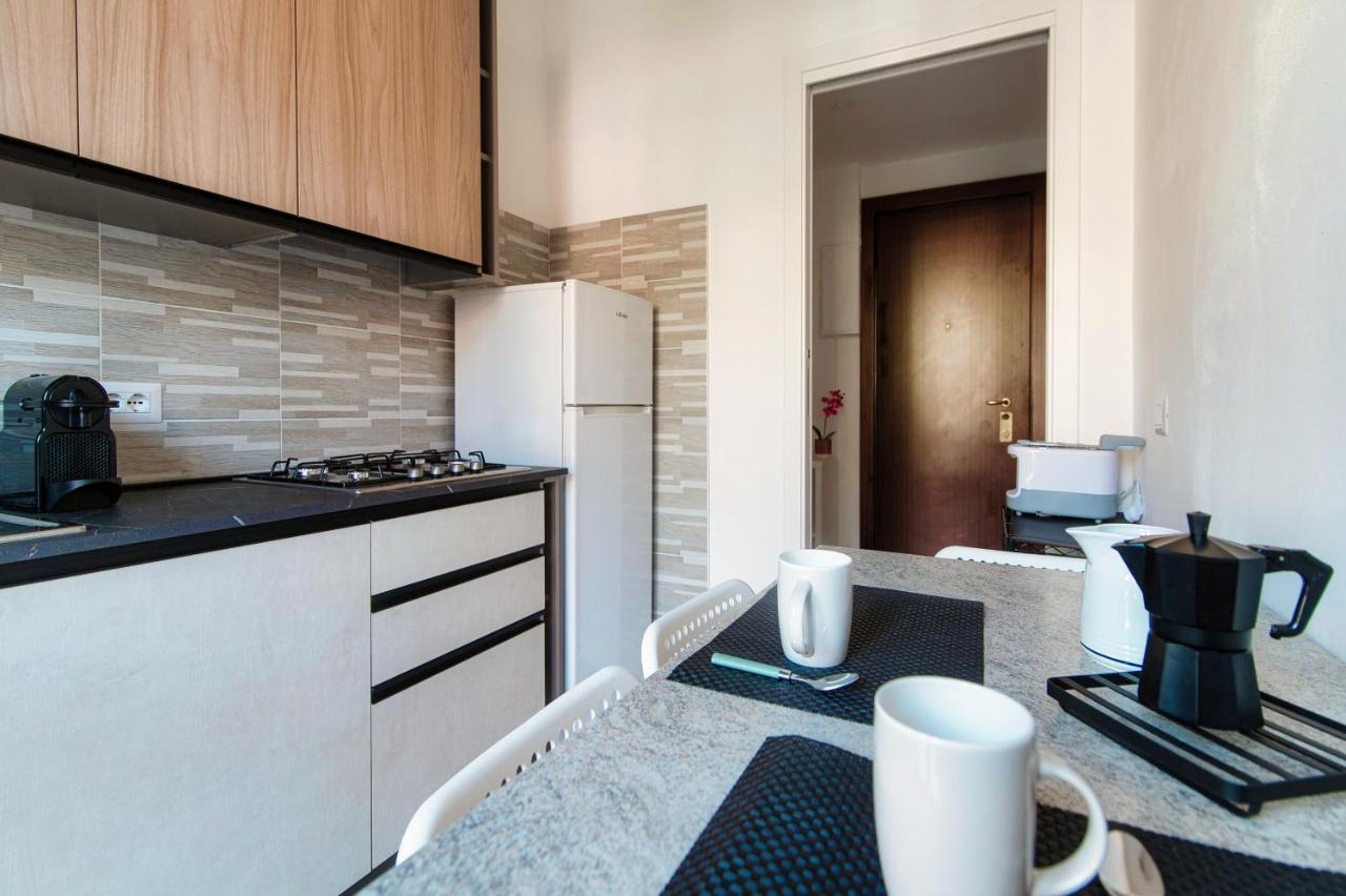 S.M. Downtown Cernobbio Apartment Buitenkant foto